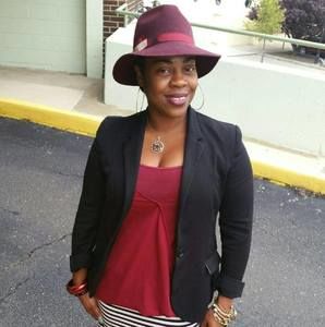 Meet your Posher, Aisha